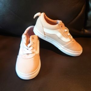 Like New Toddler Girl Van's